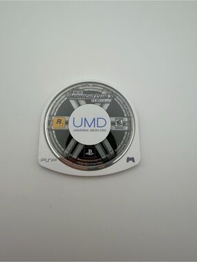 Rockstar Midnight Club 3 DUB Edition (UMD) - Black